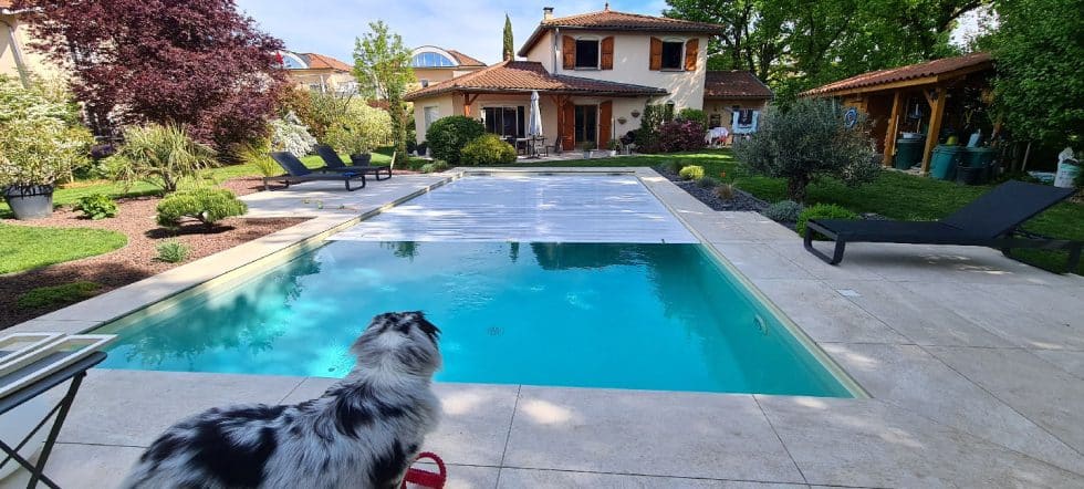 Volet de piscine immergé